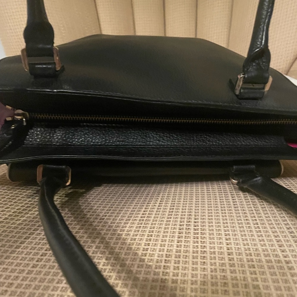 Kate spade envelope top handle bag - EUC - Picture 11 of 14